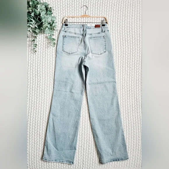 Judy Blue High Rise Tummy Control Vintage Light Wash Straight Leg Jeans 9/29 NEW - Picture 7 of 8
